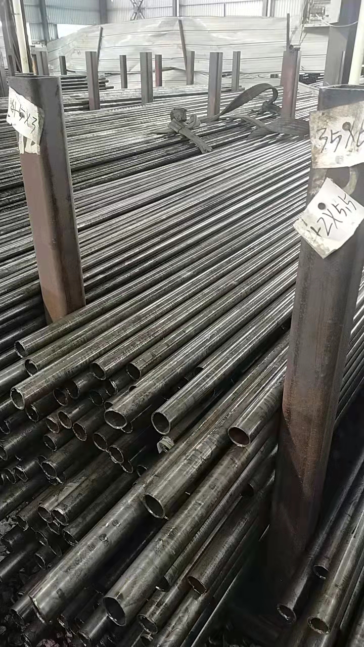 山東無(wú)縫鋼管—廠家生產(chǎn)地在哪里？質(zhì)量、信譽(yù)、價(jià)格